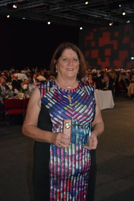 Market West's Trish Skinner, Perth, picks up the Fresh Markets Australia Meritorious Service Award for her continued dedication to the industry. 