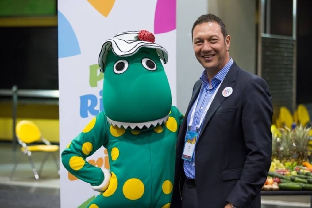 Dorothy the Dinosaur catches up with PMA A-NZ chair John Said at the launch of the Pick Right. Feel Bright campaign at the Fresh Connections conference in Melbourne. 